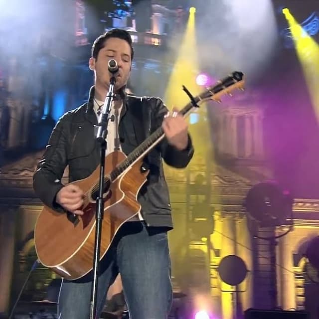 Live at the 2011 MTV EMAs in Belfast cover
