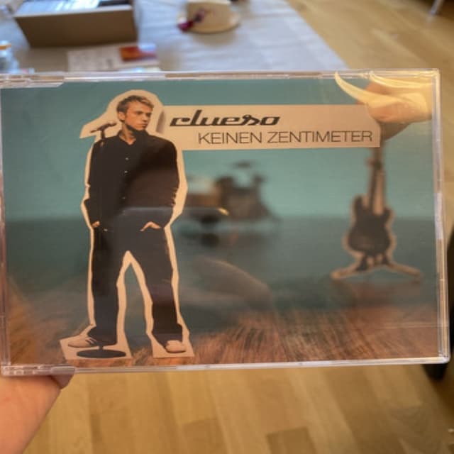 Keinen Zentimeter cover