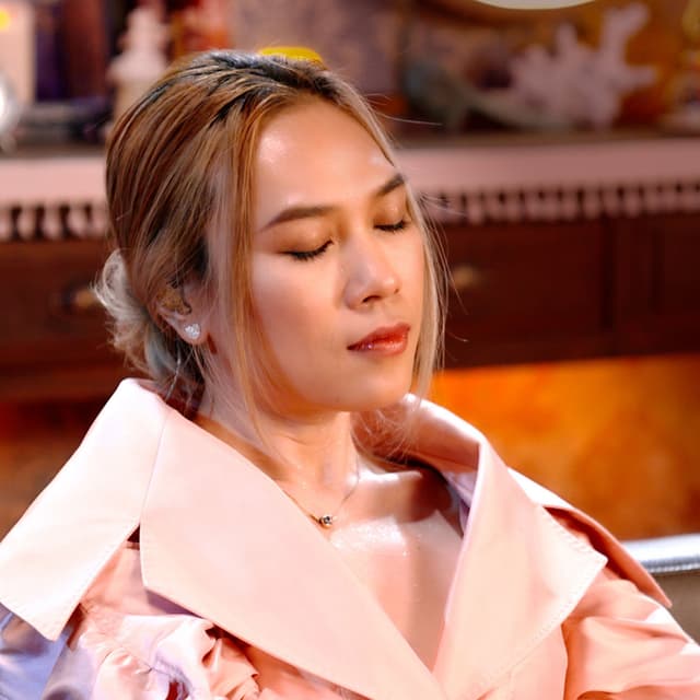 Anh, Thế Giới Và Em (Live) cover