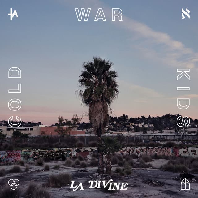LA DIVINE album cover
