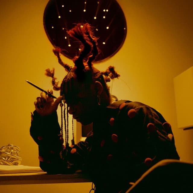 Born 2 Live cover