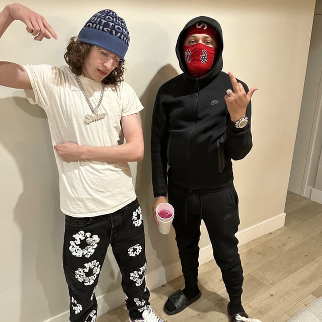 Hop Out Feat. Summrs Prod. Jxyy2k cover
