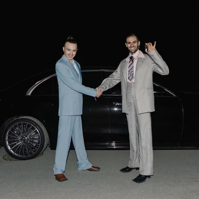 Benz-Dealer cover