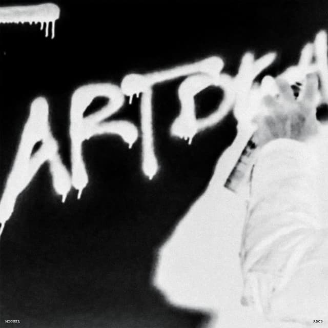 Art Dealer Chic 3 cover