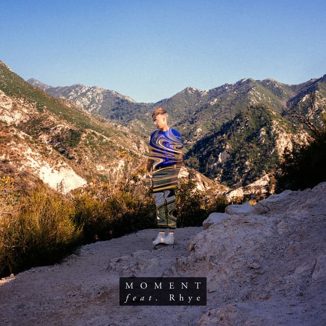 Moment cover