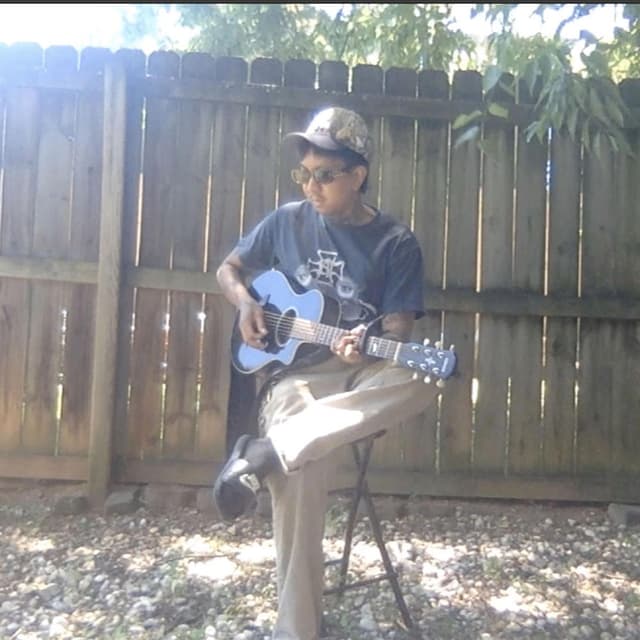 Me Vs Maradona Vs Elvis (cover) cover